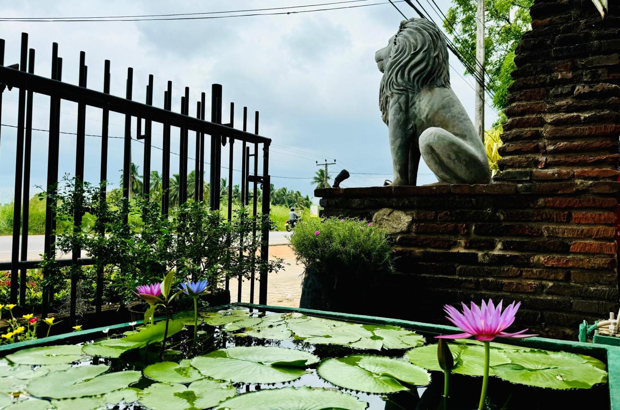 Salubrious Resort Anuradhapura Kültér fotó
